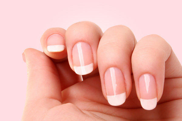 Zadbane dłonie: sekrety manicure
